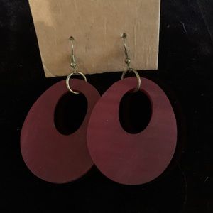 Red horn oval earrings